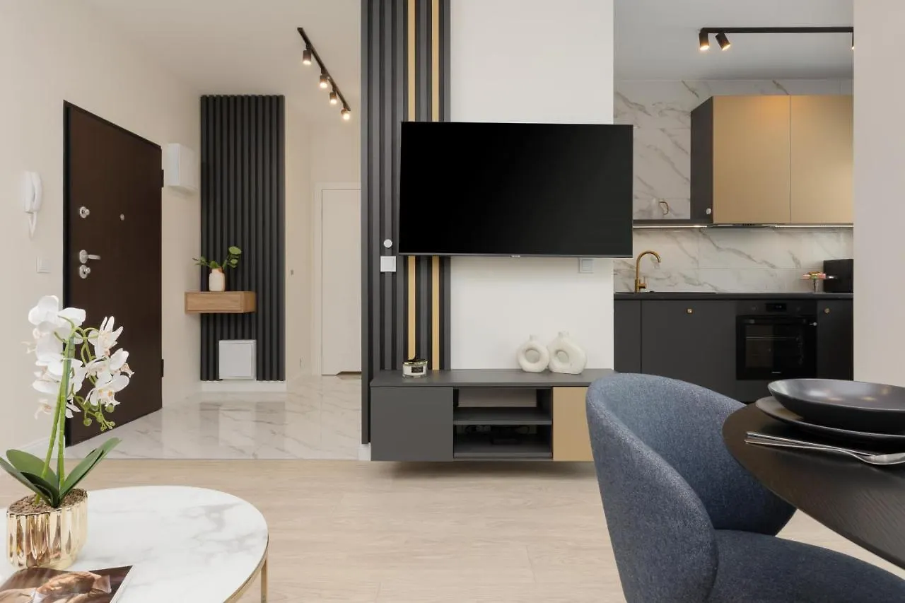 Pozytywny Mokotow Apartment With Balcony Warsaw By Noclegi Renters ポーランド